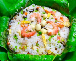 com-hai-san-hap-la-sen