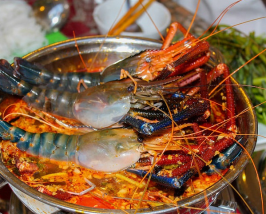 lau-tom-cang-dong-co-mi